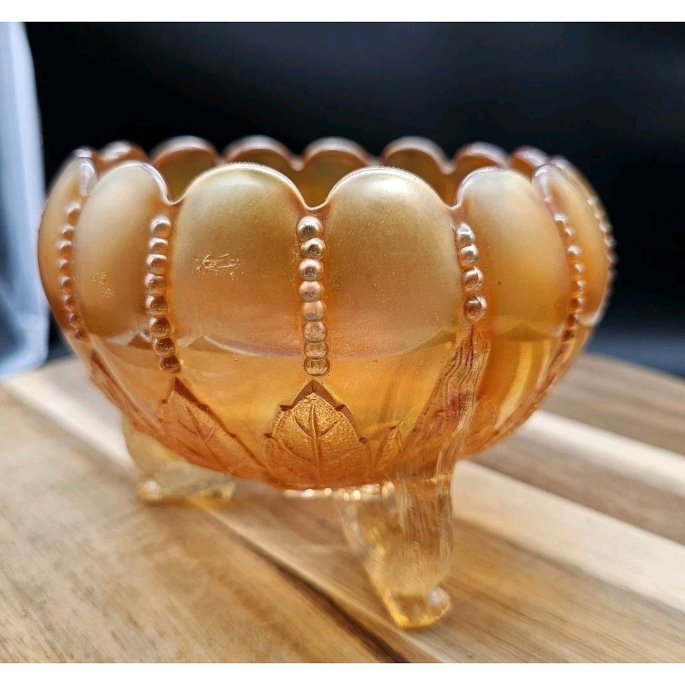 Vintage Northwood Carnival Glass Leaf‎ & Bead Pattern Rose 3 Footed Bowl